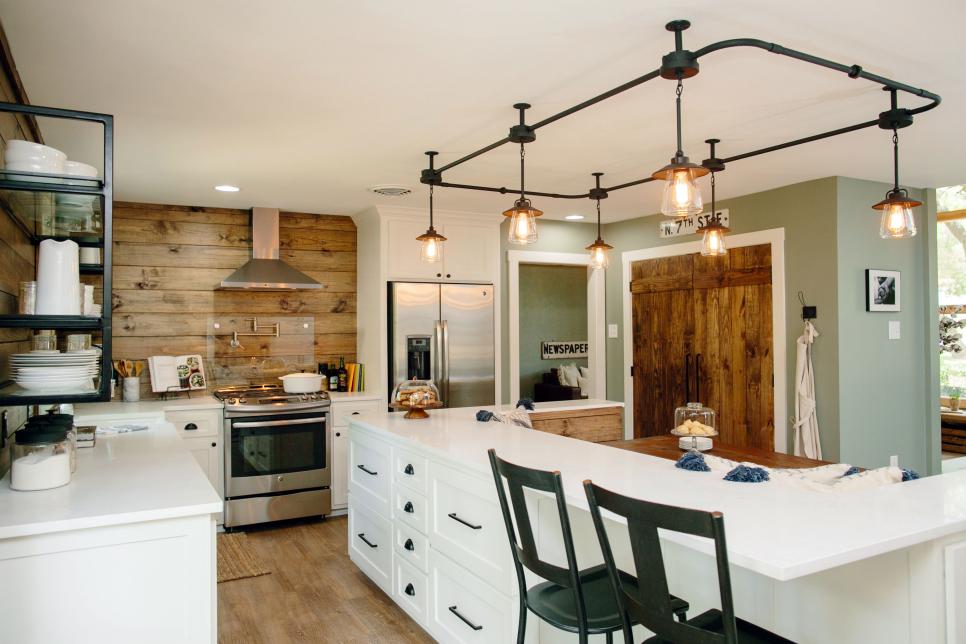 Kitchen with a blend of modern and rustic motifs www.PattersonDecoratingGroup.com/blog